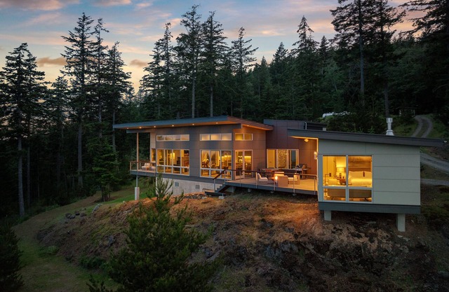 Wander San Juan Island