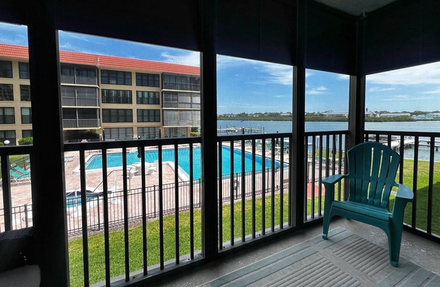 Chateaux Indian Shores 