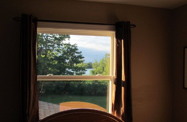 Waterfront Beach House, mins from National Park Beaches and Charlottetown