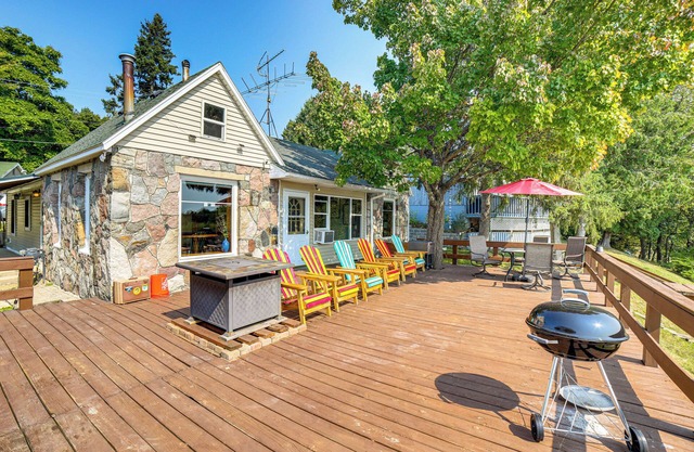 Waterfront Cottage w/Dock & Views in Six Lakes!