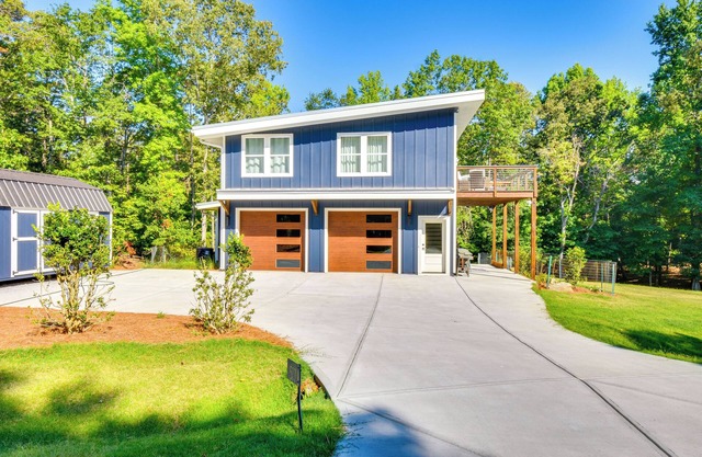 Waterfront Hartwell Apartment w/Dock Access!