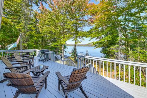 Waterfront Lake Pleasant Retreat with Private Dock
