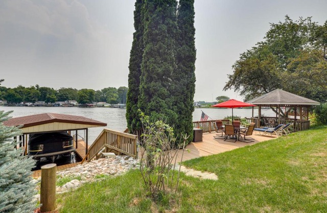 Waterfront Monticello Home with Fire Pit and Deck!