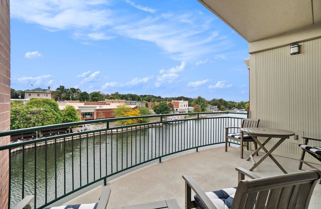 Waterfront Penthouse at Edgewater
