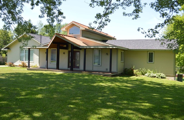 Waterfront Seneca River - Baldwinsville - Syracuse - CNY -