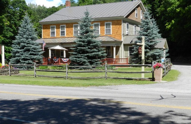 Waybury Inn