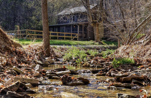 Welcome to Brooks Run - A 1920s Cabin in Beautiful Brown County, Indiana