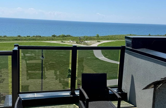Welcome to lake breeze water view.nWake up to breathe taking lake view.