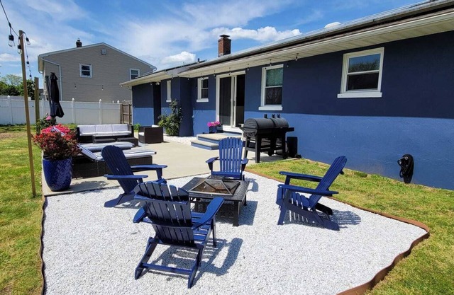 Welcome To NYC Sky Line BEACH Views Of Casa Azul! The Perfect Family Getaway!