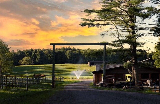 Western Barn Suite @ Driftwood Ranch - a Horse and Cattle Ranch - White Lake, NY