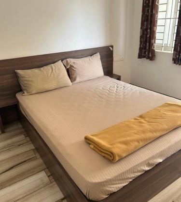 Western castle residency close by Adiyogi statue