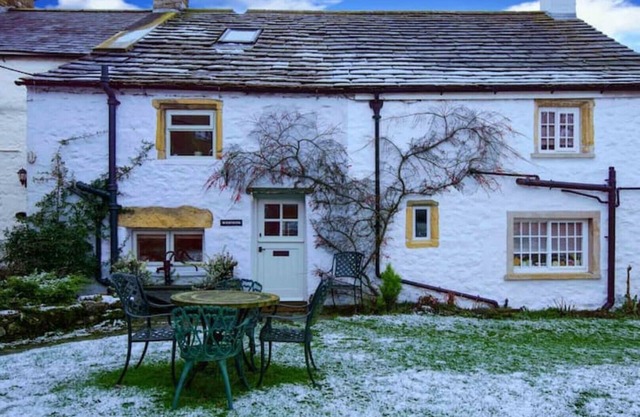 Westside Cottage Yorkshire Dales National Park 3 Peaks & Lake District