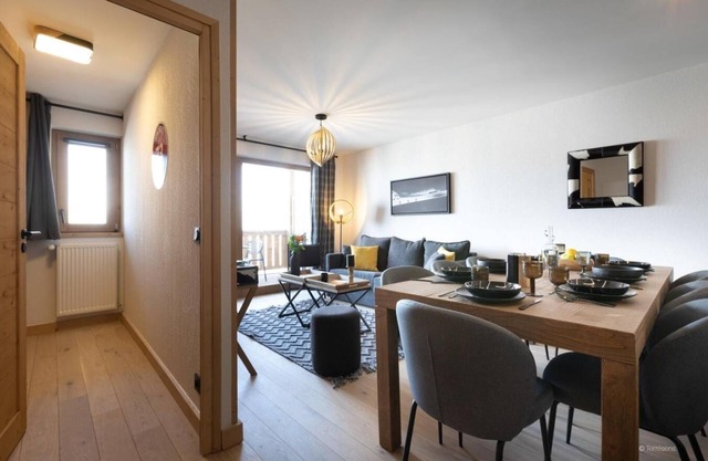 Wifi, swimming pool, sauna, hammam, balcony, parking, ski locker, 68-90m², Montalbert