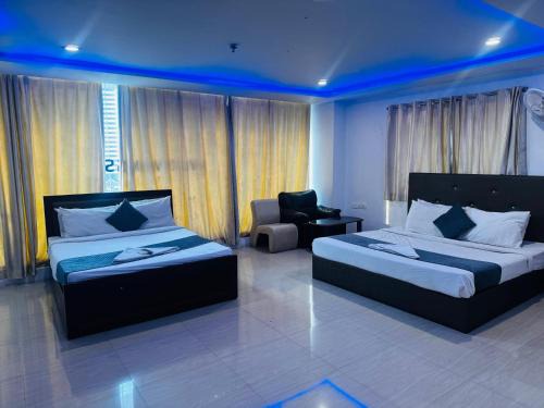 Wild Wings Hotel