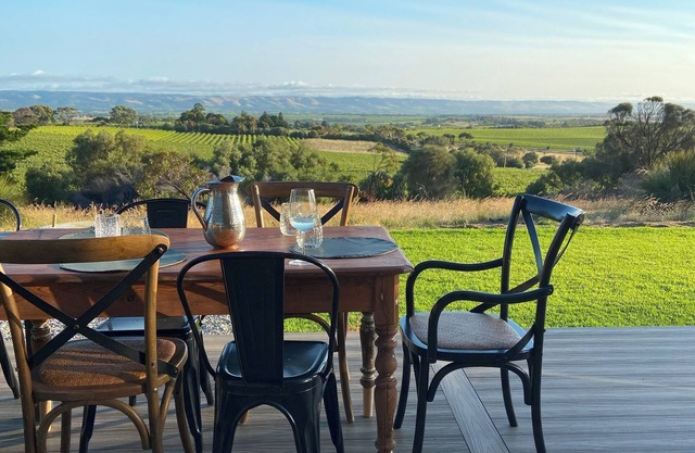 Wildhill - secluded retreat with panoramic views