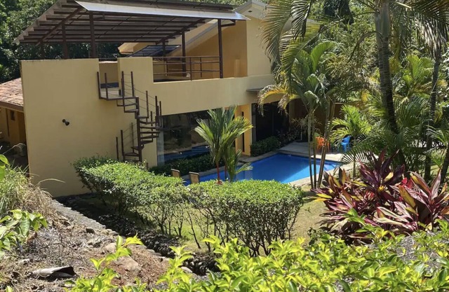 Wildlife Haven near Surf and Sea