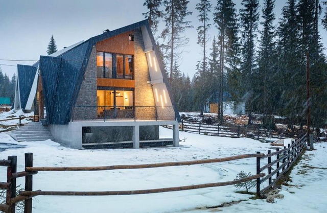 Winter House TT - Modern Two Bedroom Cottage