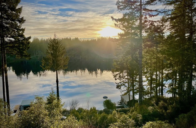 Woahink lakefront in Florence Oregon