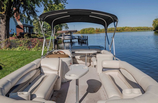 Wolf River Retreat - Sleeps 14