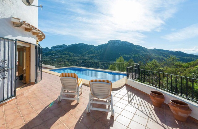 Wonderful private villa for 7 people with private pool, A/C, WIFI, TV, terrace and parking