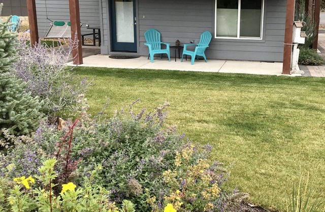 WOW-Great location, river access, trails, Old Mill, downtown and the mountain.