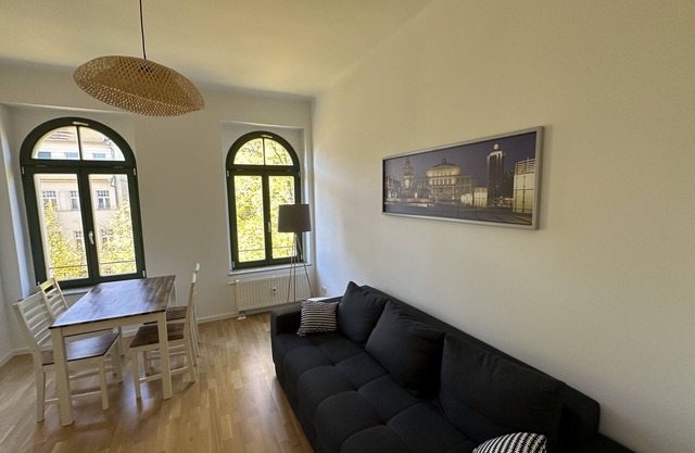 Wunderschöne Ferienwohnung mit Balkon in der von Stadion und Arena