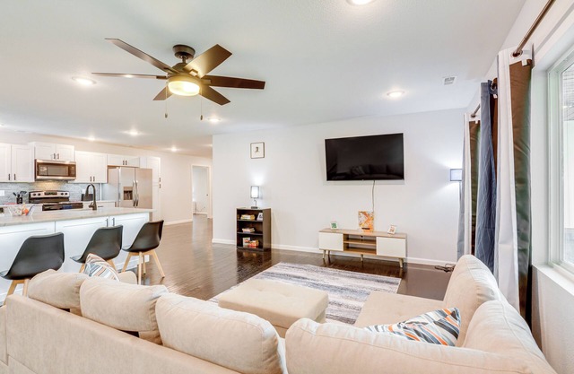Yard w/Patio: Family-Friendly Home in Lamar!