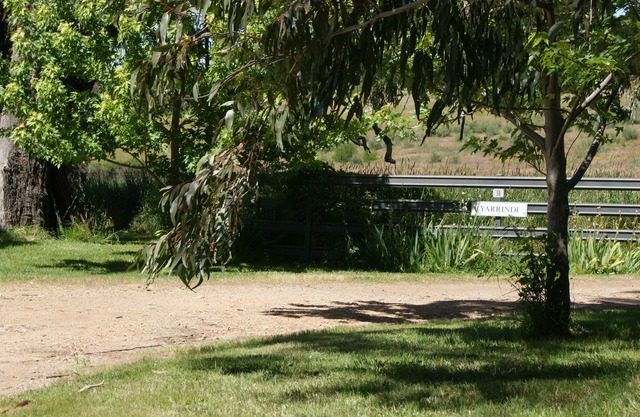 " Yarrindi " Garden Cottage