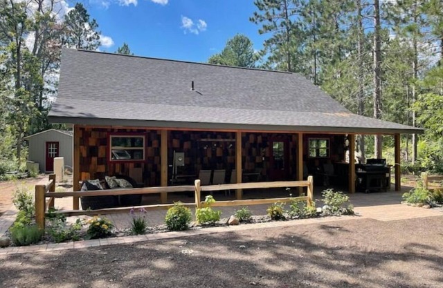 Yellow Acre: a newly built cabin on Yellow Rivern