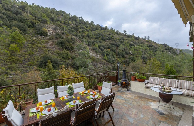 You and Your Family will love this Villa close to the beautiful town of Limassol