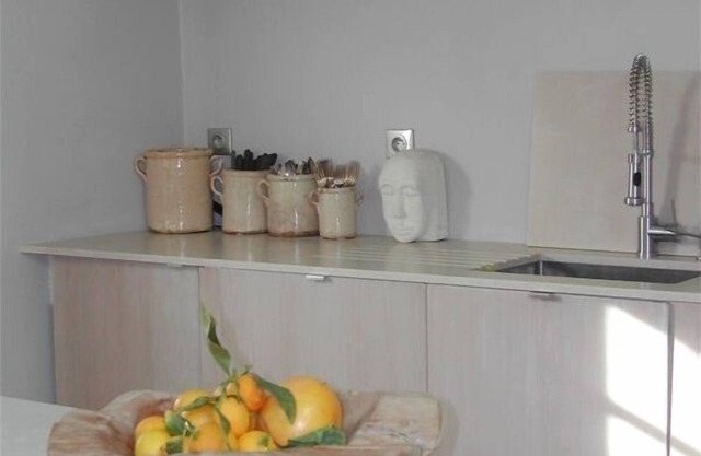 YOU CAN HAVE IT ALL ! A/C, BEST LOCATION, AMAZING VIEW, TERRACE,PARKING!