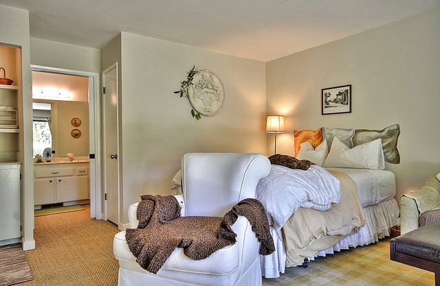 Your Carmel Destination Retreat, 4/10ths of A Mile To Town. Enjoy!