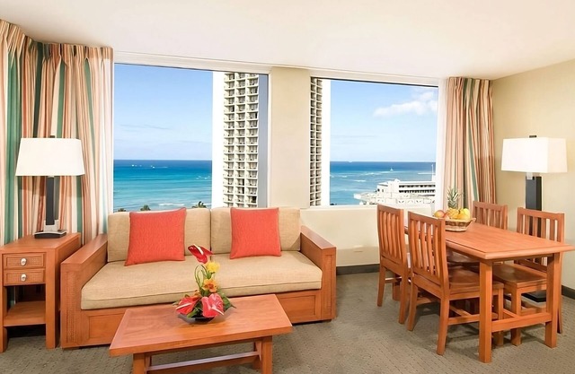 Your Dream Waikiki Vacation Steps to Surf, Sand, and Sizzle
