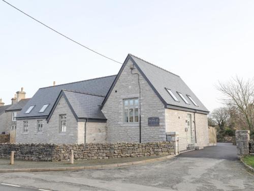 Ysgol Fawr Big School
