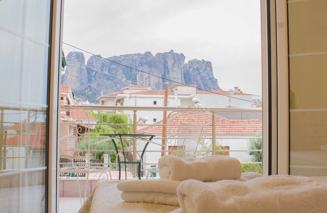 Zara's Home Meteora - The House of the rising sun!