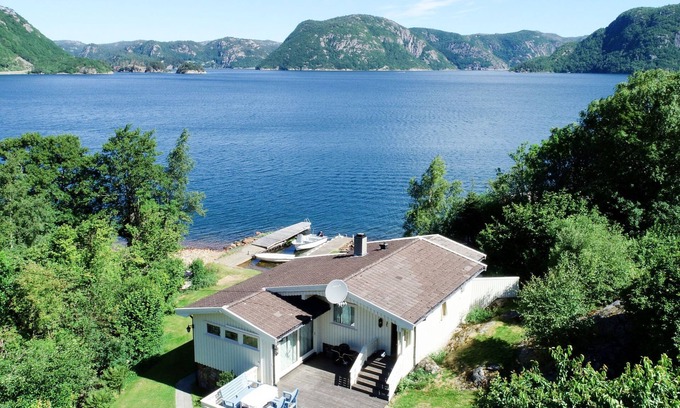 Farsund House | Åptafjorden by Interhome