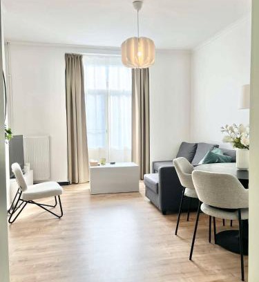 Sint-Jans-Molenbeek Apartment | Élégance & Confort à Tour&Taxis