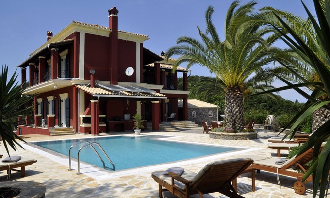Limni Villa | Βίλα Κέρκυρα με ιδιωτική πισίνα.