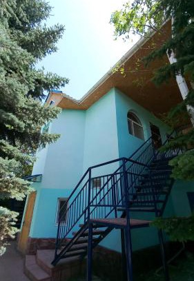 Cholpon-Ata House | гостевой дом "Бумеранг KG"