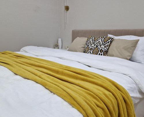 Almaty Apartment | Однокомнатная квартира студия Мега Парк