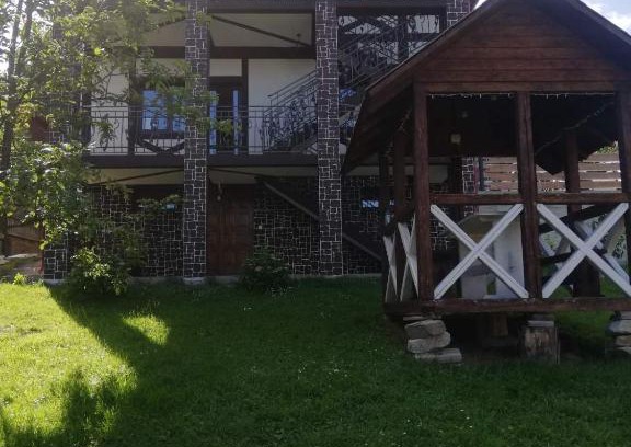 Yaremche House | Садиба АнноМарі - відпочинок в Карпатах котедж Яремче