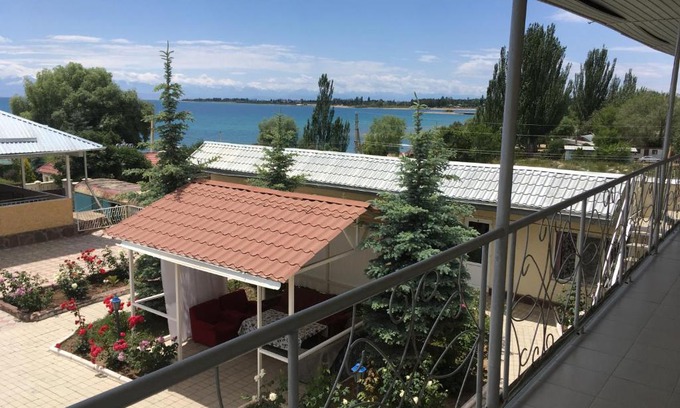 Cholpon-Ata House | Эдем