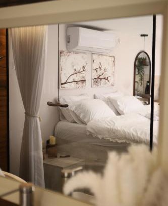 Arad Bed & Breakfast | צלילי המעיין- צימר בוטיק במדבר
