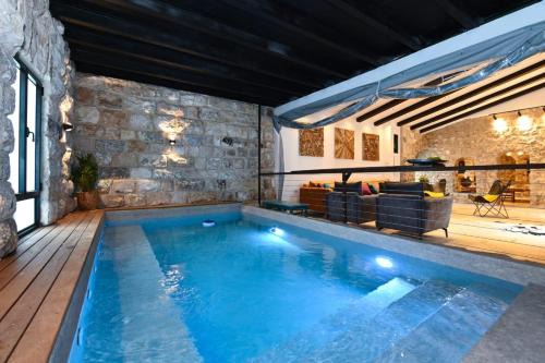 Safed Apartment | קונפיטה - וילה מהממת ובריכה בעיר העתיקה צפת