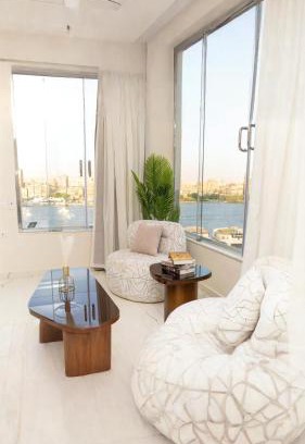 Oula Apartment | شقة فندقية اطلالة عالنيل بالكامل في قلب القاهرة بجوار الفورسيزون
