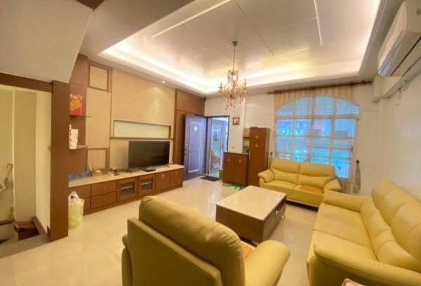 West District Villa | 嘉義XaX包棟旅宿(近家樂福夜市)
