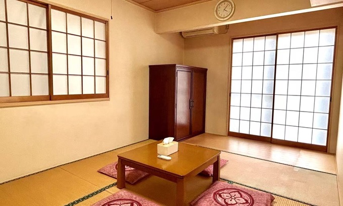 Fujinomiya Villa | 富士山が見え、約100メートルで富士山世界遺産センター、有名な富士山本宮浅間大社まで600メートル、駅まで350メートル。