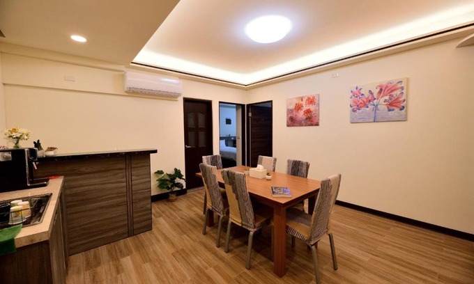 Dongyin Town Bed & Breakfast | 東引海悅樓民宿