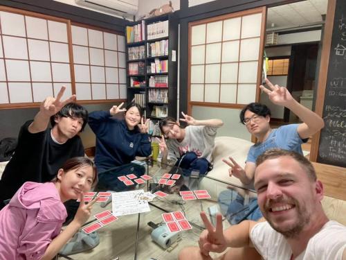 Shimonoseki House | 角島シェア&ゲストハウスSumikkoオーシャンビューの犬がいるゲストハウスで特別な交流体験個室とドミトリー