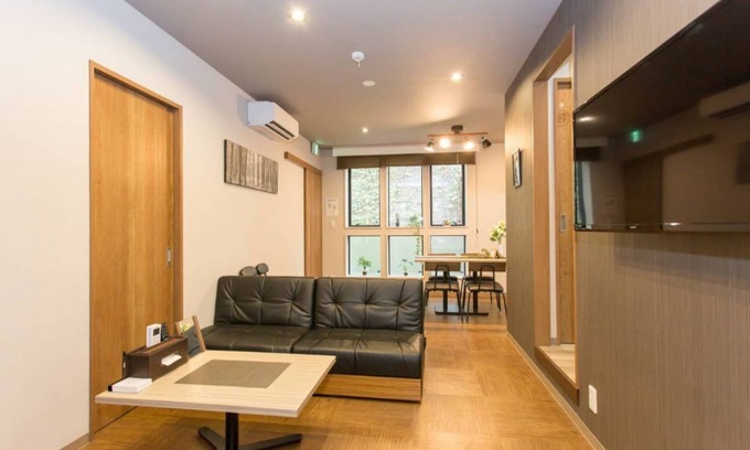 Minami Apartment | 02Group stay CLASSE /350m walk from Namba station /280m walk from Nihonbashi station /Maximum 8 people /WIFI